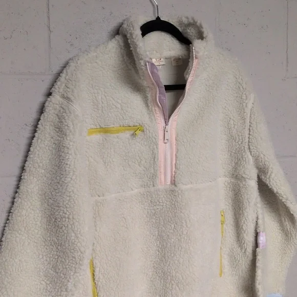 Levi's Monty Sherpa Pullover, Size Small NWOT, Women's Fleece Sherpa - Picture 6 of 9